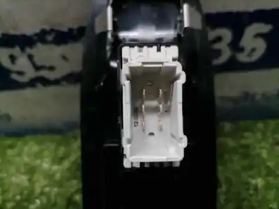 Peça sobressalente para automóvel em segunda mão botão / interruptor elevador vidro dianteiro direito por peugeot 208 active referências oem iam   