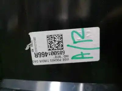 Peça sobressalente para automóvel em segunda mão porta luvas por renault captur limited referências oem iam 685001466r  685001466r