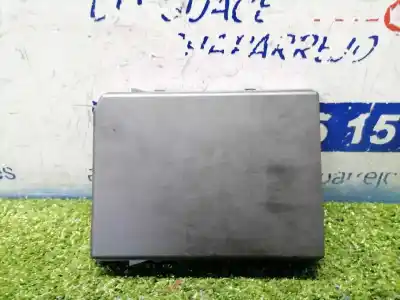 Автозапчасти б/у блок реле/предохранителей за renault captur limited ссылки oem iam 284b67877r  284b67877r