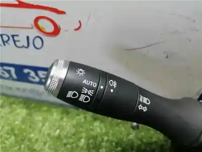 Second-hand car spare part multifunction switch for renault captur ii 1.3 tce oem iam references 255675601r  255675601r