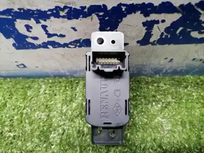 Автозапчасти б/у электрический стояночный тормоз за renault captur limited ссылки oem iam 251752075r  251752075r