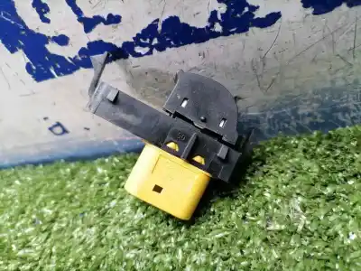 Second-hand car spare part right front power window switch for ford fiesta (cb1) titanium oem iam references   