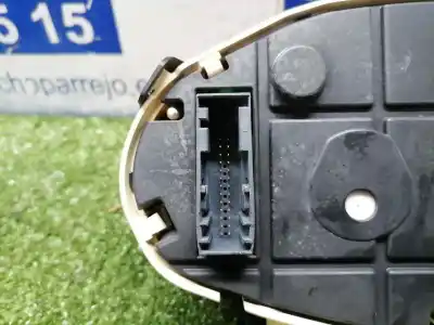 Peça sobressalente para automóvel em segunda mão quadrante por ford fiesta (cb1) titanium referências oem iam 8a6f10849bc  8a6f10849bc