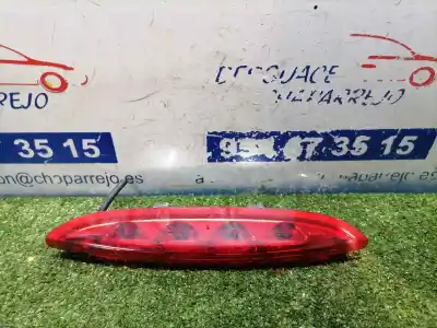 Second-hand car spare part central brake light for peugeot 208 active oem iam references 9674309080