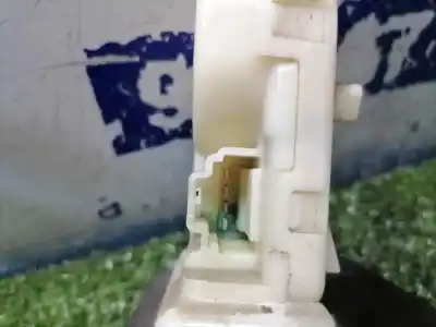 Peça sobressalente para automóvel em segunda mão fechadura do mala por nissan note (e11e) acenta referências oem iam   