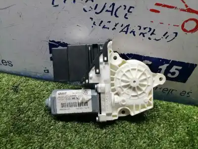 Gebrauchtes Autoersatzteil  zum SEAT LEON (1P1)  OEM-IAM-Referenzen 1K0959703G  1K0959703G