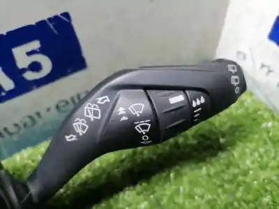 Peça sobressalente para automóvel em segunda mão comandos do volante por ford focus lim. titanium referências oem iam f1et17a553ba f1et13n064ad av6t13335ae