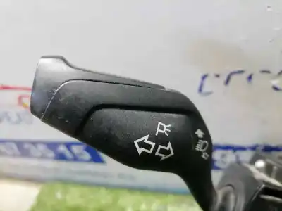 Peça sobressalente para automóvel em segunda mão comandos do volante por ford focus lim. titanium referências oem iam f1et17a553ba f1et13n064ad av6t13335ae