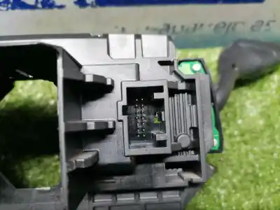 Peça sobressalente para automóvel em segunda mão comandos do volante por ford focus lim. titanium referências oem iam f1et17a553ba f1et13n064ad av6t13335ae