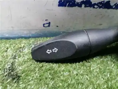 Peça sobressalente para automóvel em segunda mão comutador de piscas  por ford fusion (ju_) 1.4 referências oem iam   