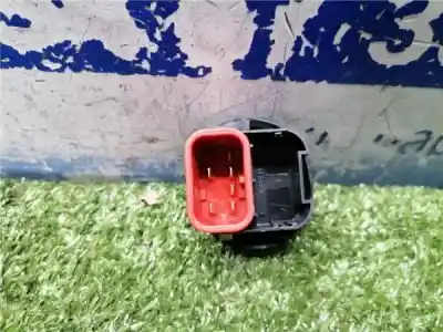 Peça sobressalente para automóvel em segunda mão botão / interruptor elevador vidro dianteiro direito por ford fusion (ju_) 1.4 referências oem iam   