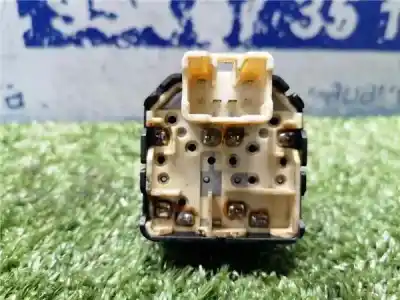 Peça sobressalente para automóvel em segunda mão botão / interruptor elevador vidro dianteiro esquerdo por daewoo kalos 1.2 cat 72 cv / 53 kw referências oem iam   