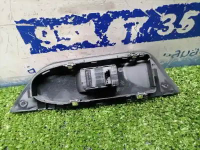 Peça sobressalente para automóvel em segunda mão botão / interruptor elevador vidro traseiro direito por bmw x1 (e84) xdrive 28i referências oem iam 6935534  6935534