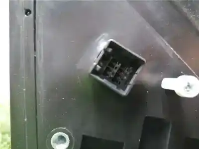 Pezzo di ricambio per auto di seconda mano specchio sinistro per kia cee´d 1.4 cat riferimenti oem iam   