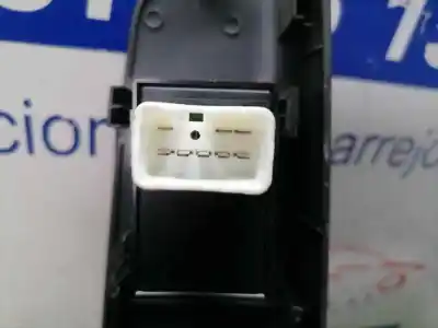 Peça sobressalente para automóvel em segunda mão botão / interruptor elevador vidro dianteiro direito por kia cee´d concept referências oem iam   