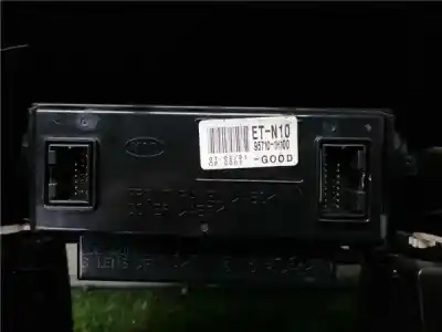 Second-hand car spare part gps navigation system for kia cee´d 1.4 cat oem iam references 957101h100  957101h100