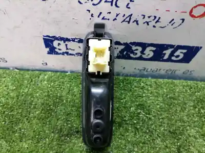 Peça sobressalente para automóvel em segunda mão botão / interruptor elevador vidro traseiro esquerdo por dacia duster ii comfort referências oem iam   