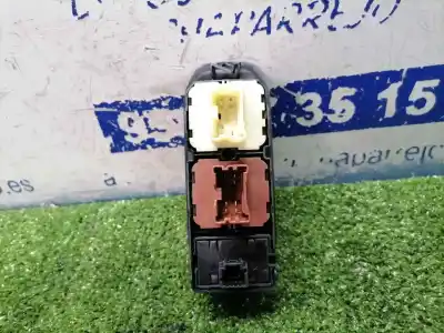 Second-hand car spare part left front power window switch for dacia duster ii comfort oem iam references   