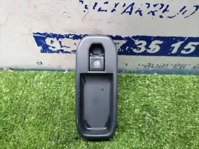 Pezzo di ricambio per auto di seconda mano Interruttore Alzacristalli Anteriore Destro per DACIA DUSTER II Comfort Riferimenti OEM IAM   