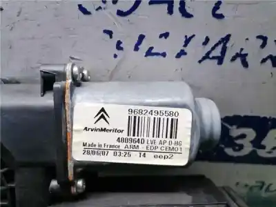 Peça sobressalente para automóvel em segunda mão elevador de vidros dianteiro direito por citroen c4 picasso 1.6 16v hdi fap referências oem iam 9682495580  9682495580