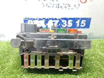 Pezzo di ricambio per auto di seconda mano scatola relè/fusibili per peugeot 307 break / sw (s1) sw riferimenti oem iam bsm b5  9643537880