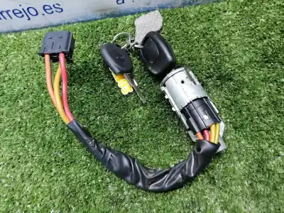 Second-hand car spare part ignition switch for renault clio ii fase ii (b/cb0) authentique oem iam references   
