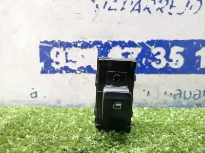 Peça sobressalente para automóvel em segunda mão Botão / Interruptor Elevador Vidro Traseiro Esquerdo por HYUNDAI I10 Classic Referências OEM IAM   
