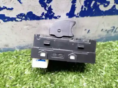 Peça sobressalente para automóvel em segunda mão botão / interruptor elevador vidro traseiro direito por hyundai i10 classic referências oem iam   