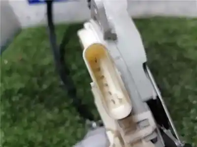 Peça sobressalente para automóvel em segunda mão fechadura da porta dianteira direita por seat leon 2.0 tdi referências oem iam 1p1837016b  1p1837016b