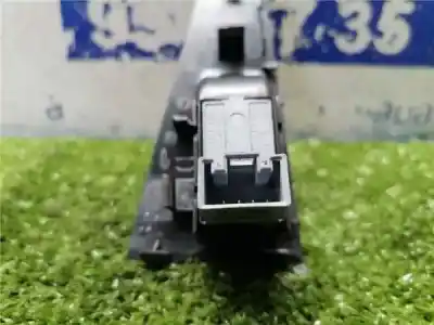 Peça sobressalente para automóvel em segunda mão manivela / manipulo do vidro traseiro direito por seat leon (1p1) 2.0 tdi 16v referências oem iam   