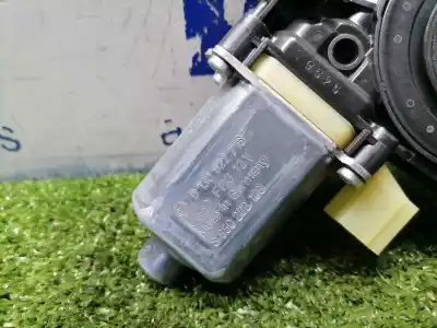 Автозапчасти б/у мотор стекла переднего правого за seat leon (5f1) reference ссылки oem iam 0130822716  5q0959802b