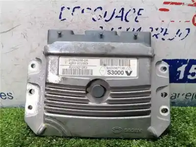 Peça sobressalente para automóvel em segunda mão Centralina De Motor Uce por RENAULT SCENIC II 1.6 16V Referências OEM IAM 8200387138  8200321263
