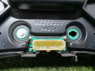 Pezzo di ricambio per auto di seconda mano pannello degli strumenti per opel corsa c blue line riferimenti oem iam 13173347wa  13173347wa