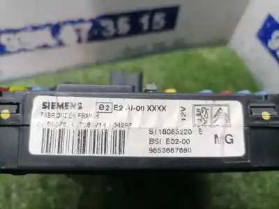 Pezzo di ricambio per auto di seconda mano scatola relè/fusibili per peugeot 206 berlina xs riferimenti oem iam bsi e02  9653667680