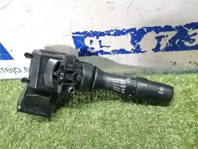 Peça sobressalente para automóvel em segunda mão Comutador De Limpa Vidros por LEXUS IS200 (DS2/IS2) 2.2 D-CAT Referências OEM IAM   