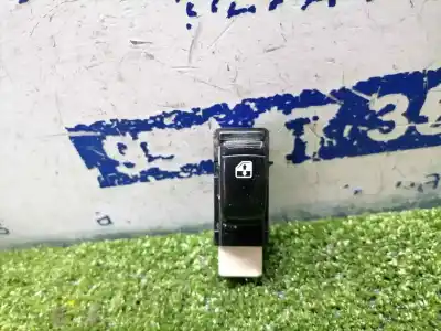 Peça sobressalente para automóvel em segunda mão Botão / Interruptor Elevador Vidro Dianteiro Direito por CHEVROLET AVEO LS Referências OEM IAM   