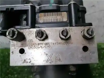 Pezzo di ricambio per auto di seconda mano abs per toyota auris (_e15_) 1.4 (zze150_) riferimenti oem iam 0265235065  4454002060