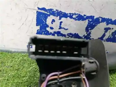 Peça sobressalente para automóvel em segunda mão comutador de piscas  por renault scénic i monospace (ja0/1_, fa0_) 1.6 (ja00, ja16, ja15, ja19, ja1v, ja2b, ja2c, ja0b,... referências oem iam   