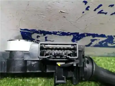 Peça sobressalente para automóvel em segunda mão comutador de piscas  por toyota auris (_e15_) 1.4 (zze150_) referências oem iam   