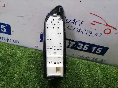 Second-hand car spare part left front power window switch for toyota auris básico oem iam references   