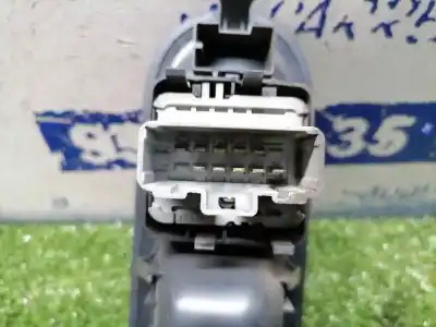 Peça sobressalente para automóvel em segunda mão botão / interruptor elevador vidro dianteiro esquerdo por renault clio iii authentique referências oem iam   