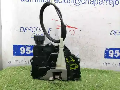 Peça sobressalente para automóvel em segunda mão fechadura da porta dianteira esquerda por opel corsa e business referências oem iam 13431841  13431841
