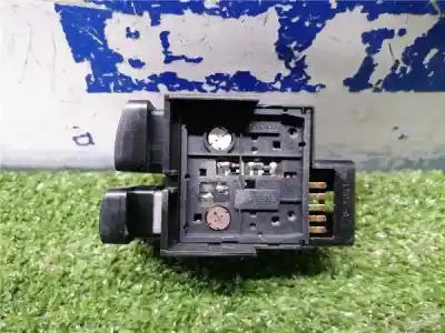 Pezzo di ricambio per auto di seconda mano interruttore per toyota corolla (e12) 1.4 16v cat riferimenti oem iam   