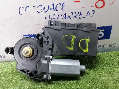 Peça sobressalente para automóvel em segunda mão motor elevador vidro dianteiro direito por seat exeo berlina (3r2) reference referências oem iam 5wk49200cbf  8e1959802g