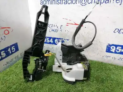 Second-hand car spare part front right door lock for hyundai i20 klass active crossover oem iam references 81320c8040