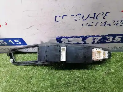 Second-hand car spare part left front power window switch for hyundai i20 klass active crossover oem iam references   