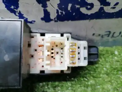 Second-hand car spare part left front power window switch for hyundai i20 klass active crossover oem iam references   