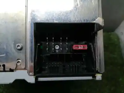 Peça sobressalente para automóvel em segunda mão sistema de áudio / rádio cd por seat exeo berlina (3r2) reference referências oem iam 7648218366  3r0035186