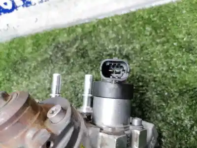 Pezzo di ricambio per auto di seconda mano pompa diniezione per citroen c4 picasso 1.6 16v riferimenti oem iam 9811347380  0445010739