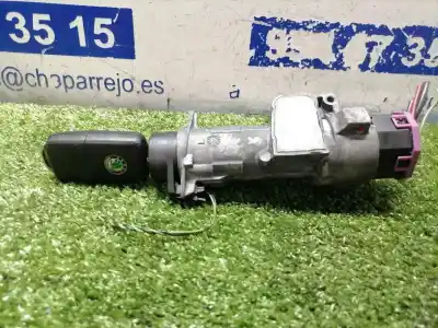 Pièce détachée automobile d'occasion Commutateur D'allumage pour SKODA FABIA (5J2 ) Active Références OEM IAM 4B0905851C  4B0905851C